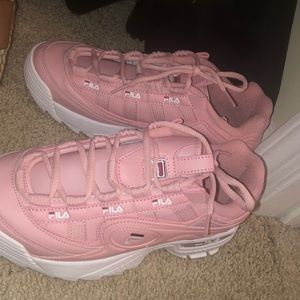 LIKE NEW (worn once) FILA tennis shoes